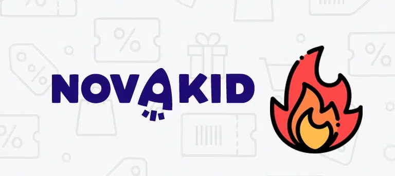 Novakid – logo platformy do nauki angielskiego dla dzieci z ikoną ognia symbolizującą gorące promocje i kody rabatowe.