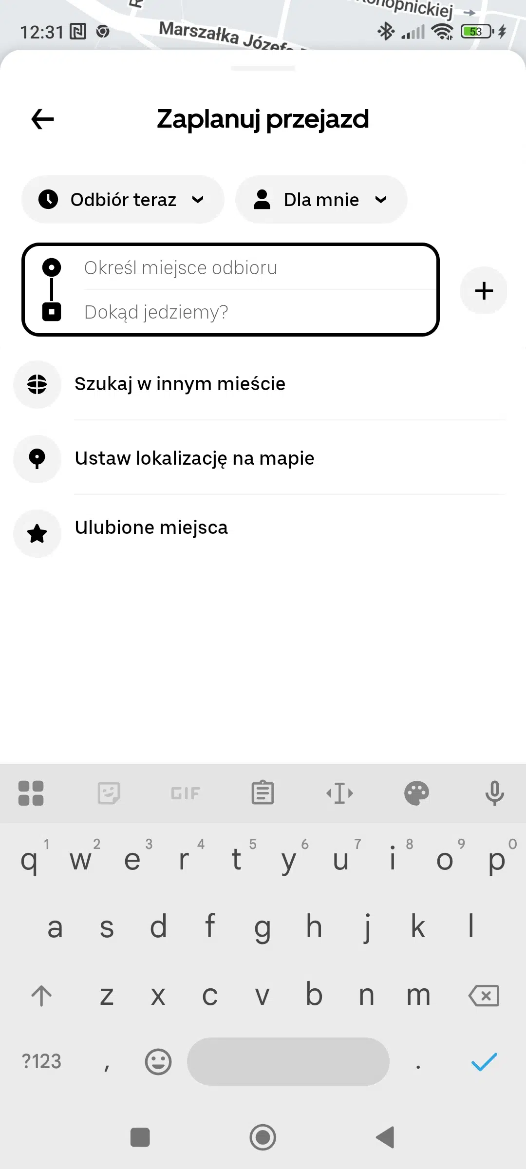 Aplikacja Uber – ekran Zaplanuj przejazd z polem wyboru miejsca odbioru i celu podróży.