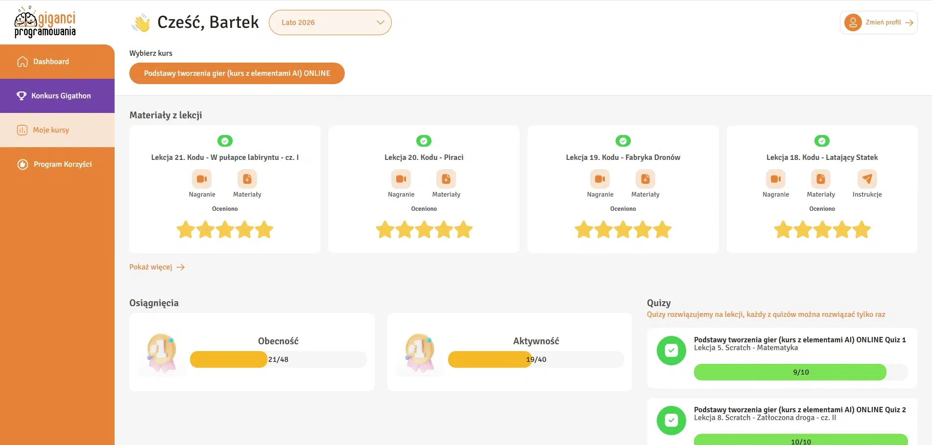 Panel kursanta Giganci Programowania – dashboard z lekcjami Scratch, ocenami, quizami i postępem kursu tworzenia gier online.