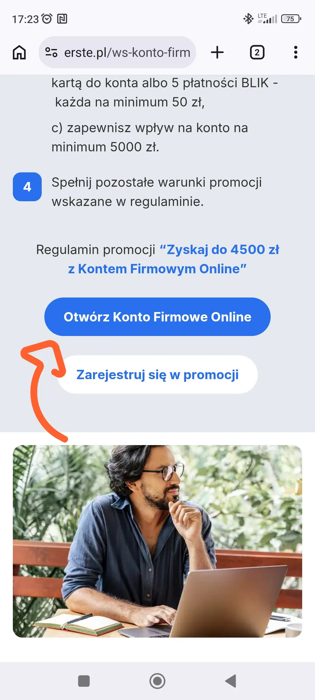 Mobilny widok strony promocji Erste Bank z przyciskiem „Zarejestruj się w promocji”. Na ekranie widoczne są warunki uzyskania do 4500 zł premii za Konto Firmowe Online oraz zaznaczony przycisk rejestracji w promocji.