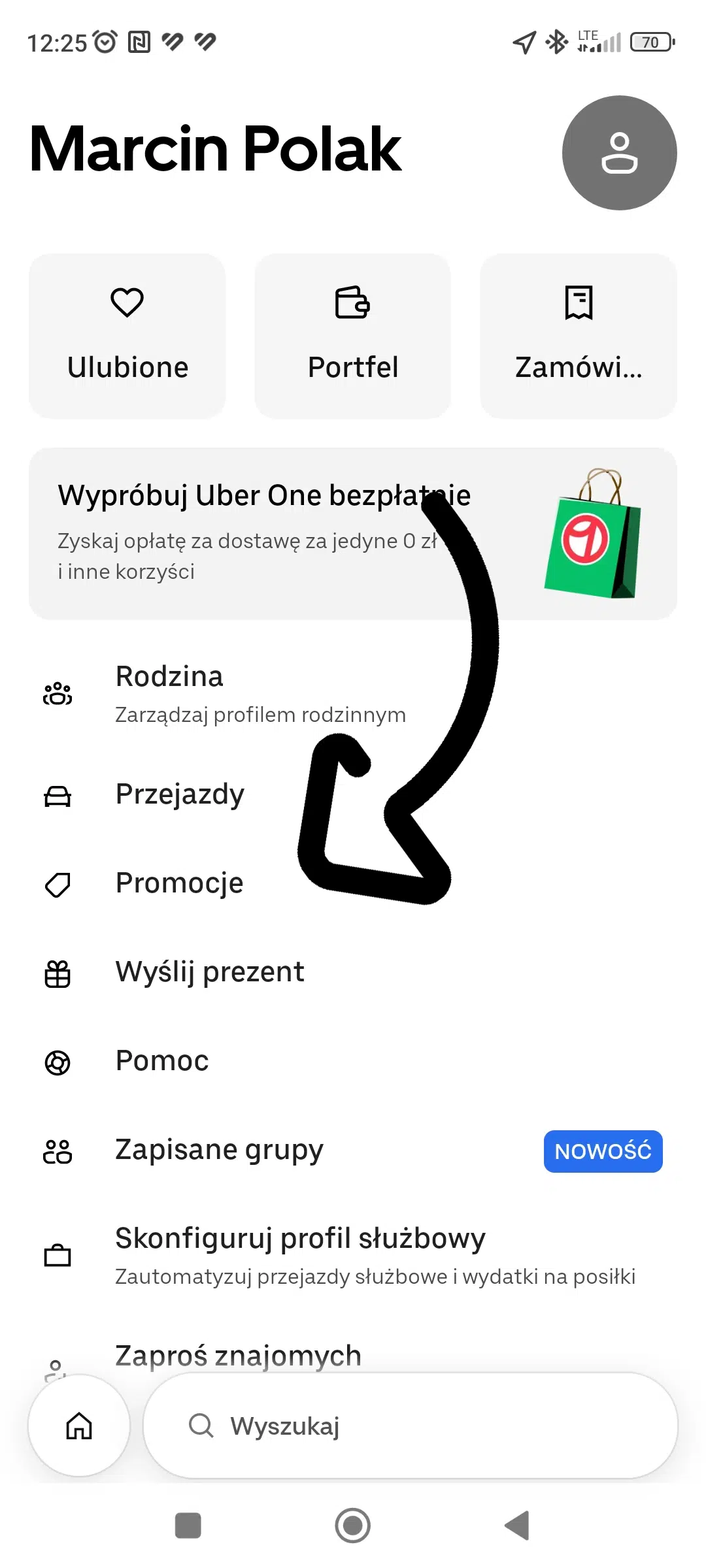Mobilny widok profilu w aplikacji Uber Eats z zaznaczoną sekcją „Promocje”, w której można dodać lub sprawdzić aktywne kody rabatowe i oferty.